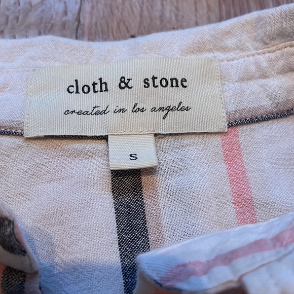 Sleeveless summer blouse - Picture 3 of 4